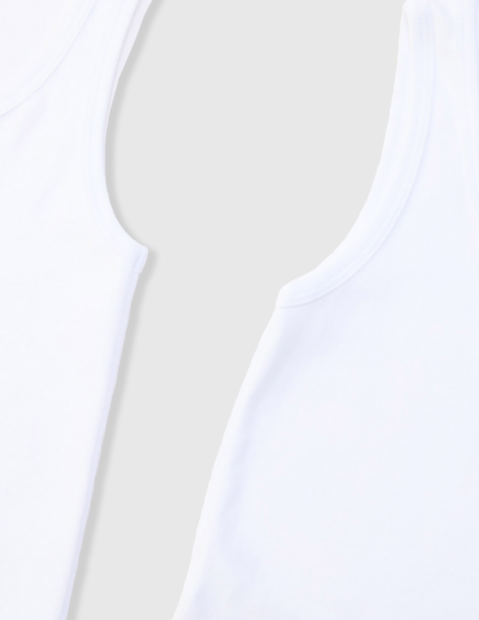 Set camiseta cuello redondo para niño