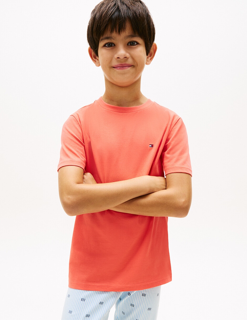 Set camiseta cuello redondo para niño 6