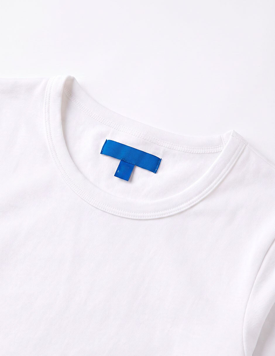 Camiseta cuello redondo para niño 6