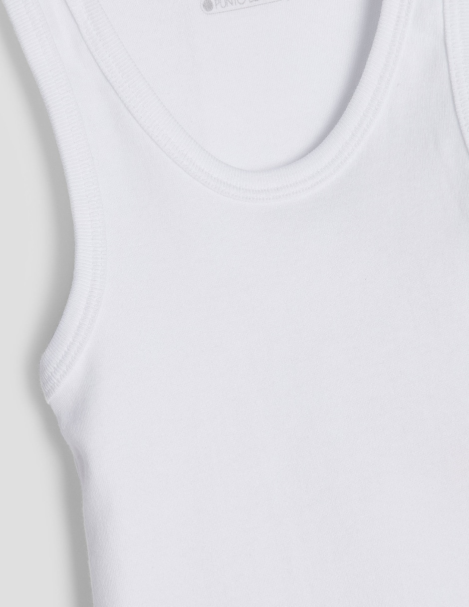 Camiseta cuello redondo punto blanco para niño